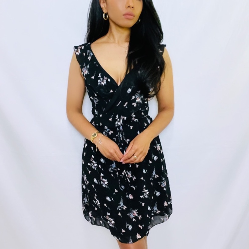 Black Small Floral Print Ruffle Mini Wrap Dress OS - Picture 11 of 11
